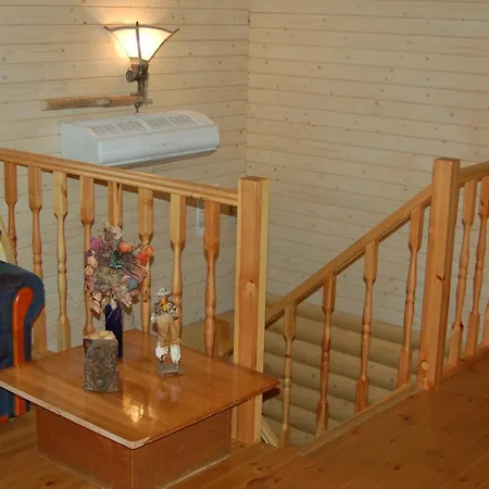 Vila Kibuvitsa House Muratsi