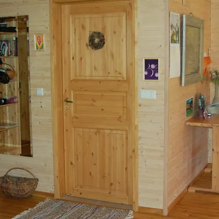 Willa Kibuvitsa House *