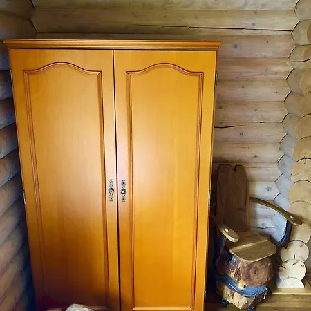 Kibuvitsa House *