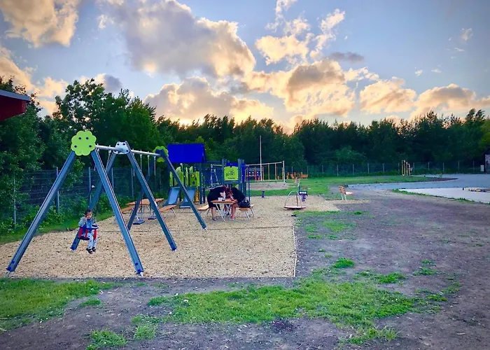 Kibuvitsa House Willa *