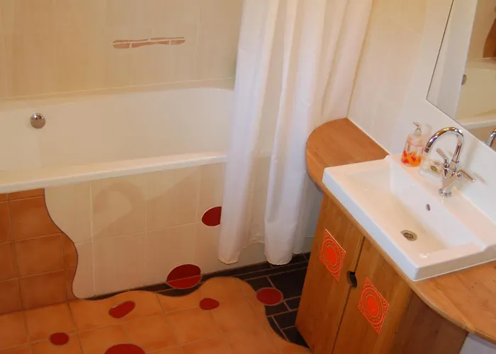 Kibuvitsa House Willa *