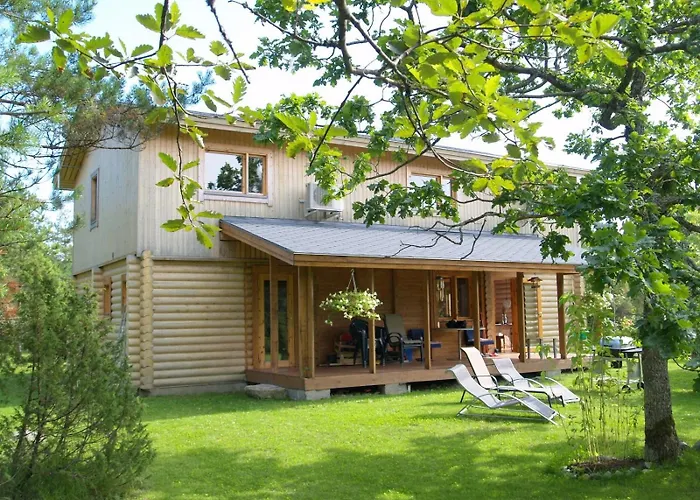 Kibuvitsa House Willa Muratsi